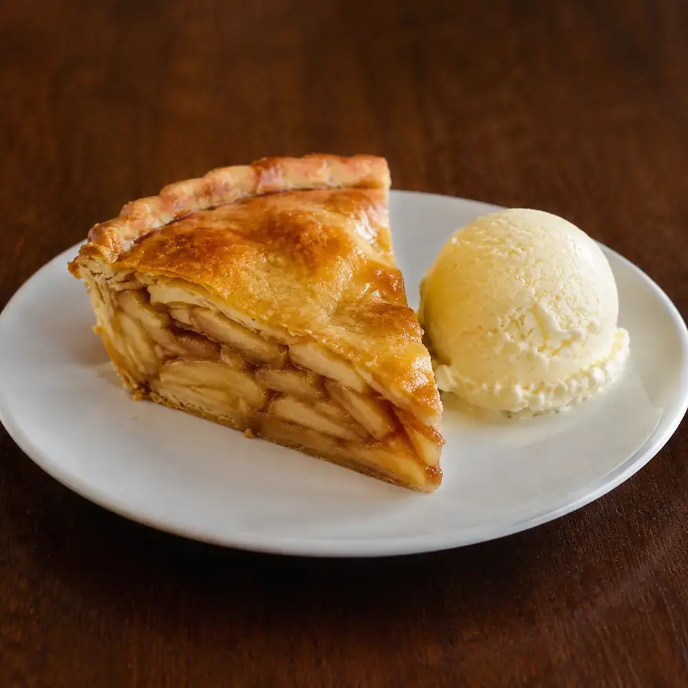 Tarta de manzana con helado