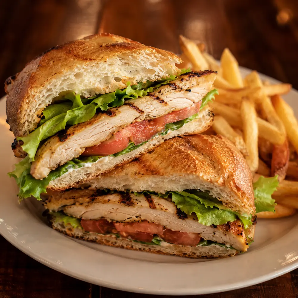 Sándwich de pollo grillé